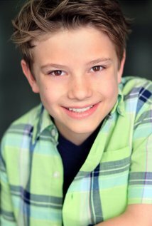 фото TJ Zecchino