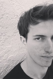 фото Frankie Hopkins