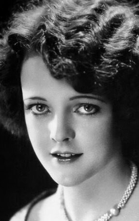 фото Blanche Mehaffey