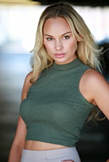 фото Миа Виктория Джуел