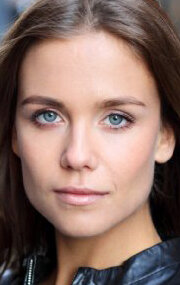 фото Жиэдре Бонд