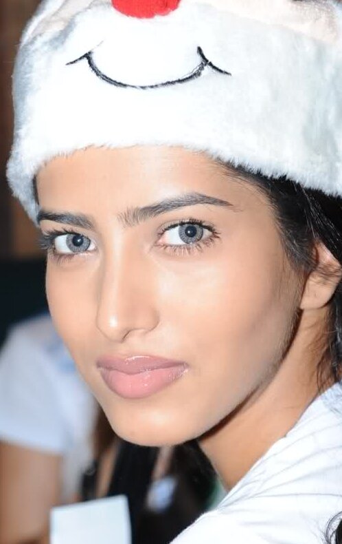 фото Манасви Мамгаи