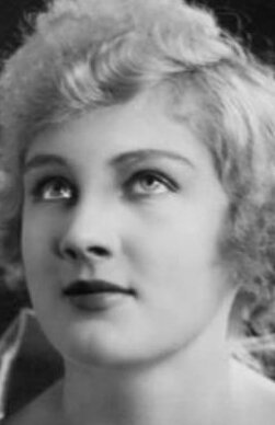 фото Кэтрин Адамс