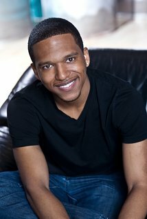 фото Ловелл Адамс-Грэй