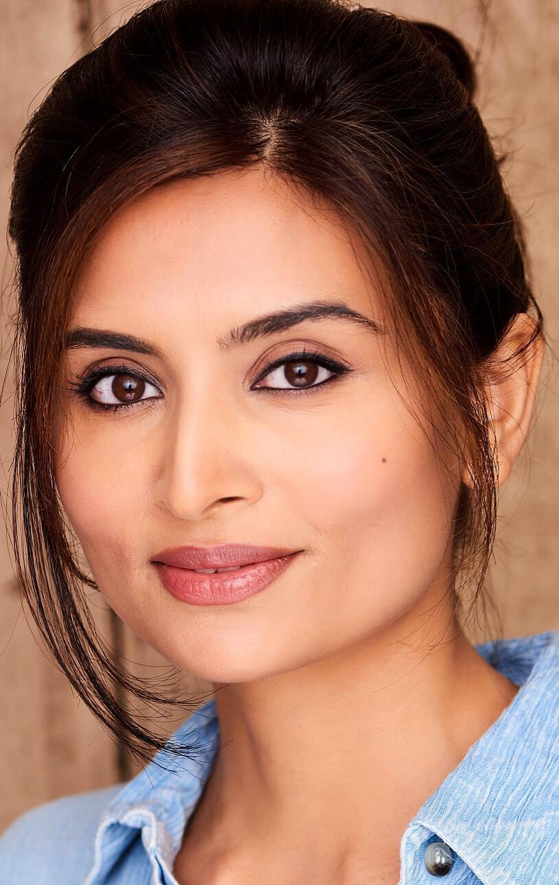 фото Элиша Криис