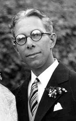 фото Кеннет Хоукс