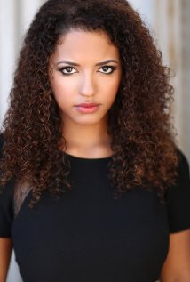 фото Вивьен Элизабет Армор