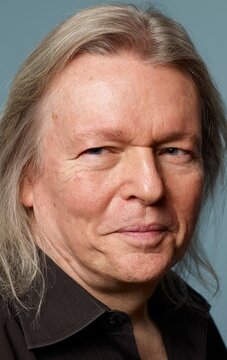 фото Кристофер Хэмптон