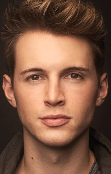 фото Колби Стронг