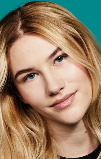 фото София Хьюблиц