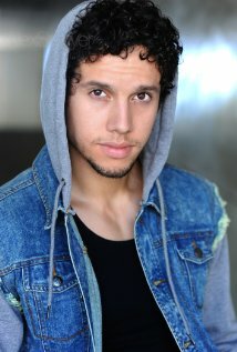 фото Эйден Пирс