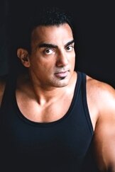 фото R.C. Sayyah