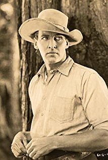 фото Морис «Левша» Флинн