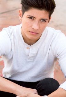 фото Эндрю Эрнандес