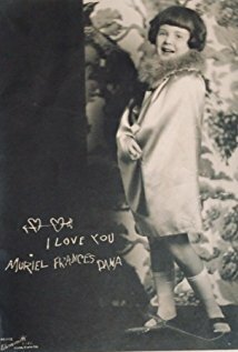 фото Мюриэль Фрэнсис Дэна