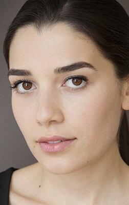 фото Эзги Созуер