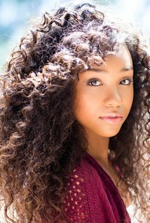 фото Дженнея Уолтон