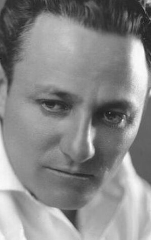 фото Роланд Уэст