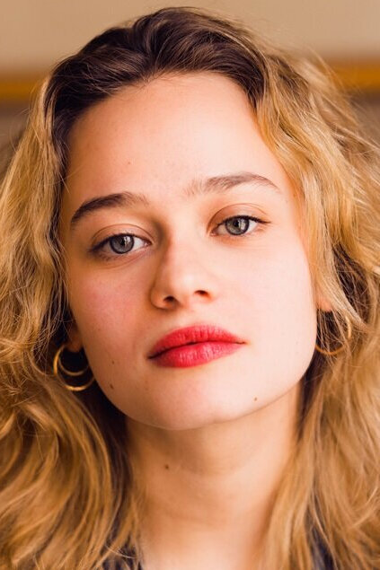 фото Люси Фажеде