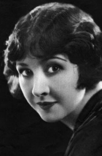 фото Люси Фокс