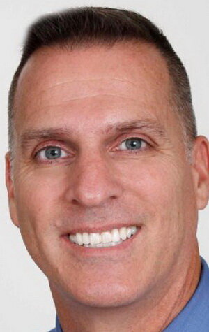 фото Дэйл Новиски