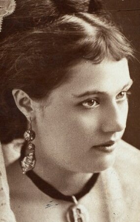 фото Роуз Когхлан