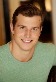 фото Адам Шиппи