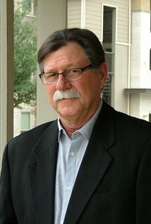 фото Дэннис Алком