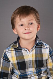 фото Райан Леннон Бэйкер