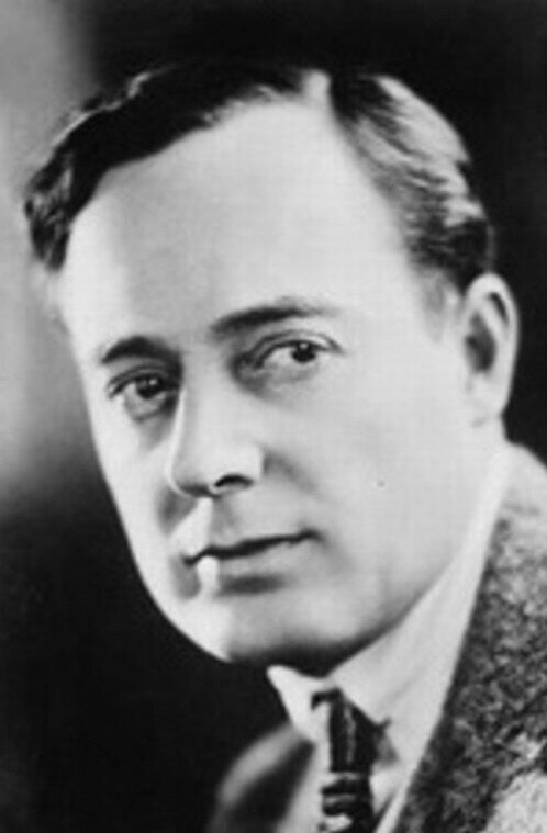 фото Джордж Лоан Такер