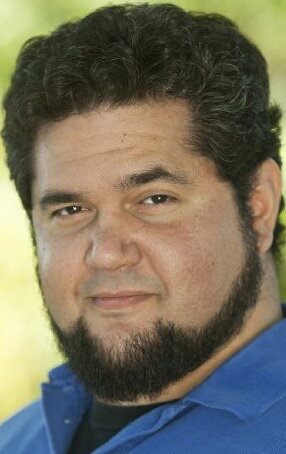 фото Росс Батлер