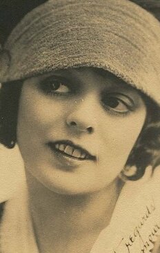 фото Кларин Сеймур