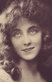 фото Франчелия Билингтон