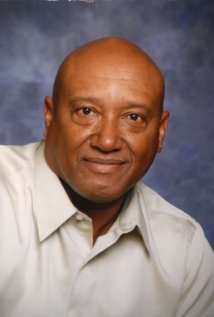 фото Карл Томас