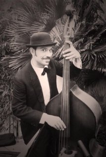 фото Marquis W. Howell II