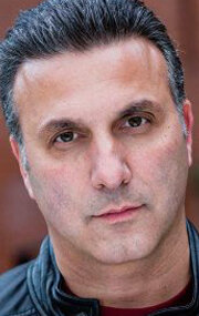 фото Артур Хию