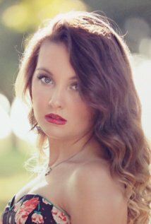 фото Алекс Николь МакКоннелл