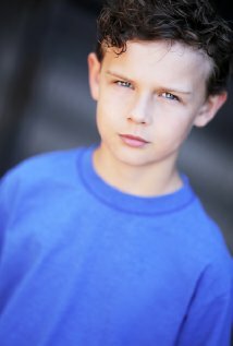 фото Emerson Rhinewalt