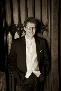 фото Дэниэл Холли