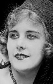 фото Грэйс Дарлинг