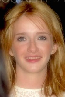 фото Хания Бартон