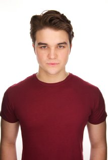 фото Дерек Го