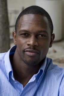 фото Newton Mayenge