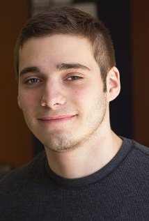 фото Гарретт Кеннелл