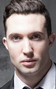 фото Томас Майкл Флинн