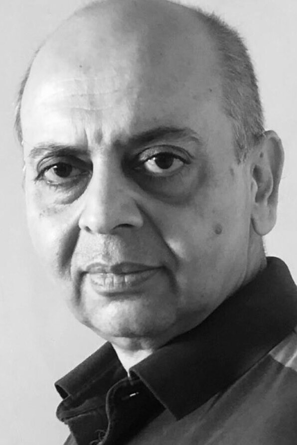 фото Кенет Десаи