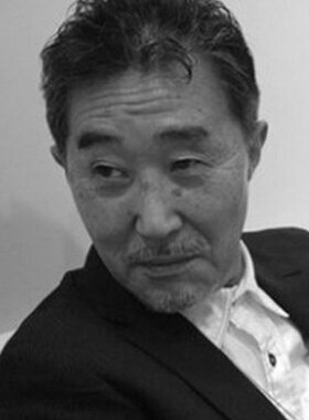 фото Тоё Асида