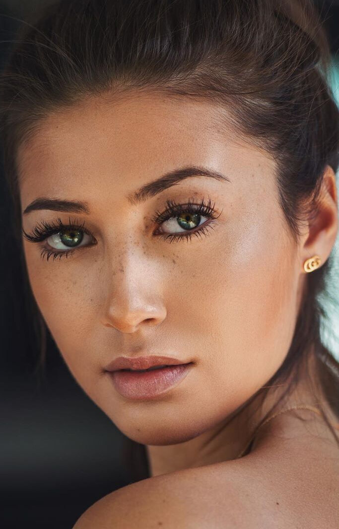 фото Bailey Cook