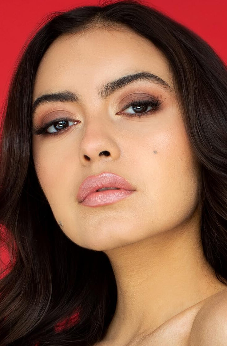 фото Майя Джей Бастидас