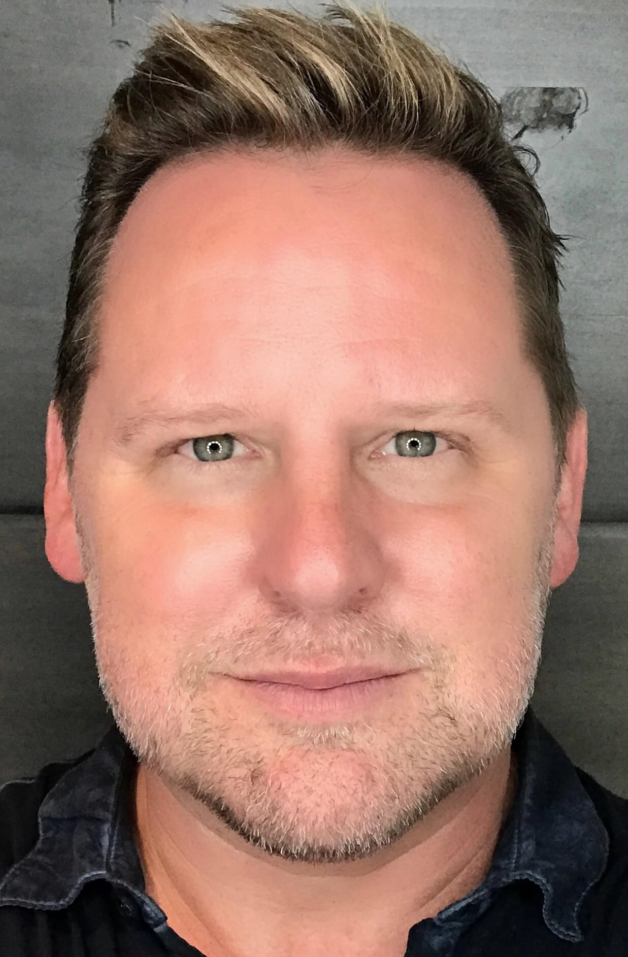 фото Скотт Айсногл